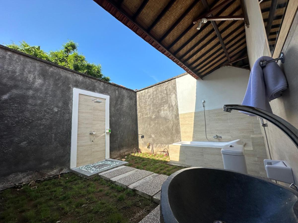 Villa Vilah Batununggul Luaran gambar